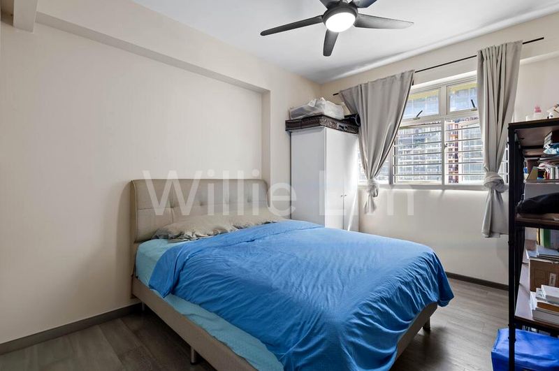 5 Room (5I) HDB for Sale in  461B Bukit Batok West Avenue 8 - Image 6